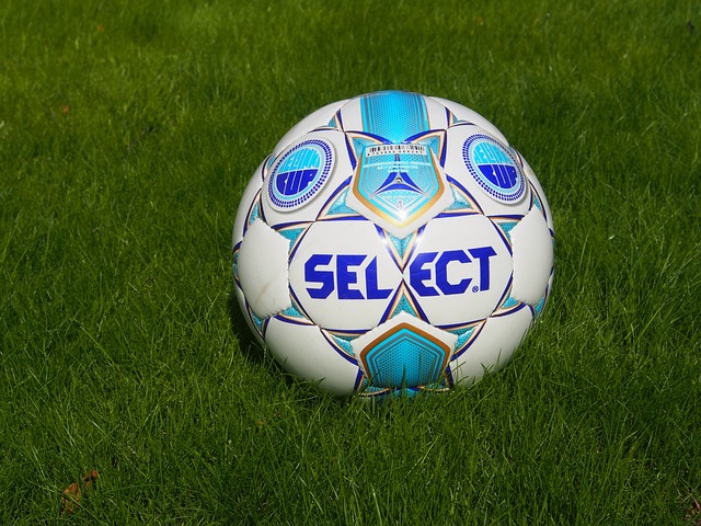 初因防守不 初因防守不